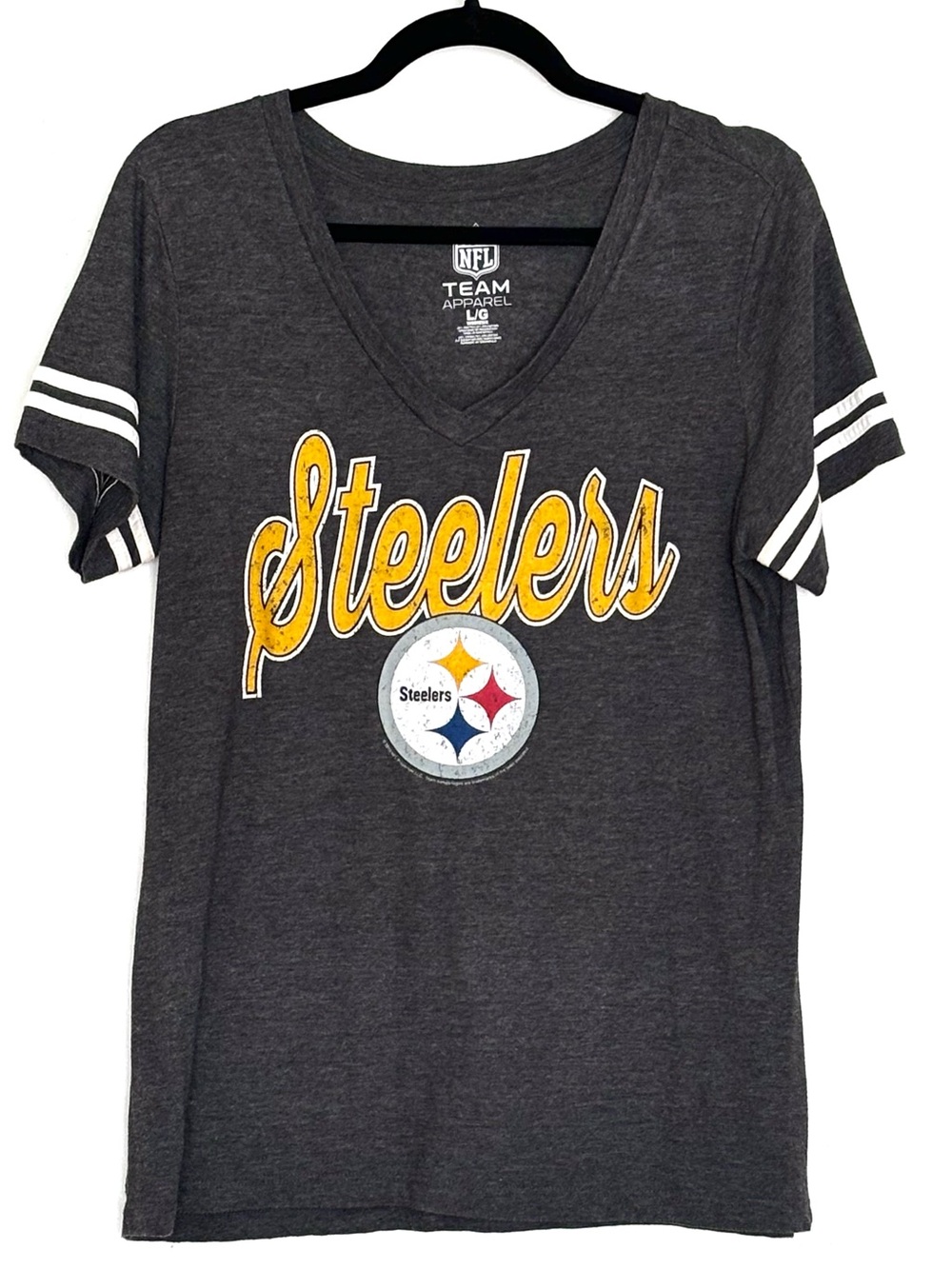 NFL Team Apparel Pittsburgh Steelers V-Neck T-Shirt Gray Size L